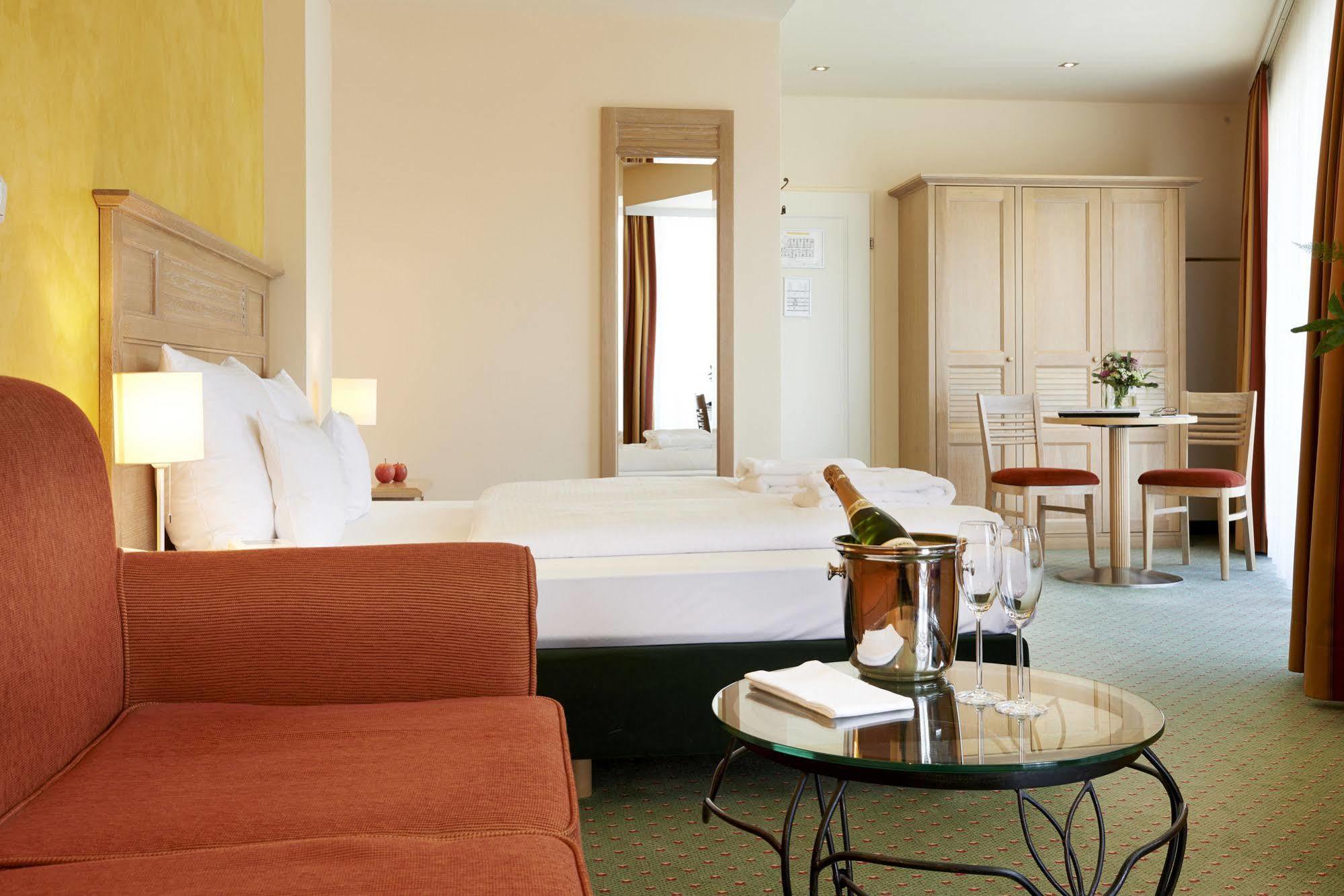 Das Hotel Eden - Das Aktiv- & Wohlfuehlhotel In Tirol Auf 1200M Hoehe Seefeld w Tirolu Zewnętrze zdjęcie